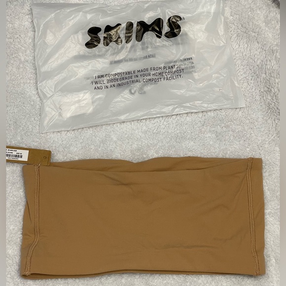 Skims FITS EVERYBODY BANDEAU BRA | OCHRE - Picture 1 of 5